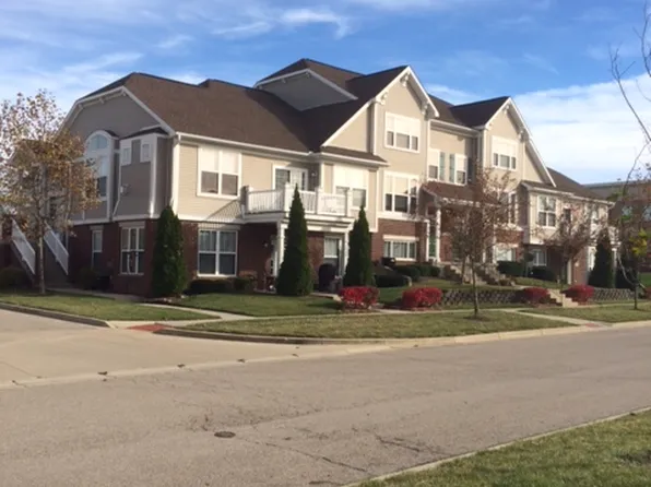2672 Gardenia Ave APT 1, Beavercreek, OH 45431