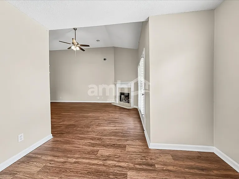 22 Weber Ct — Photo 7