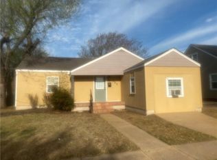 711 N Caddo St, Weatherford, OK 73096