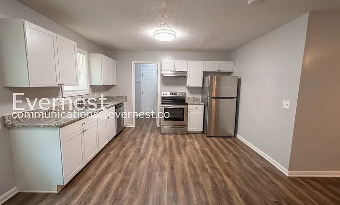 715 W Creek Cir — Photo 6