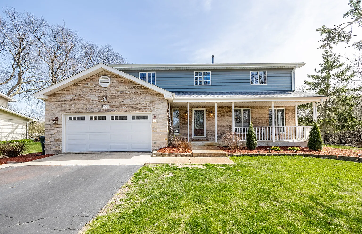 8001 William Dr photo 1