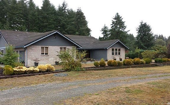 Front of home, driveway to FMU