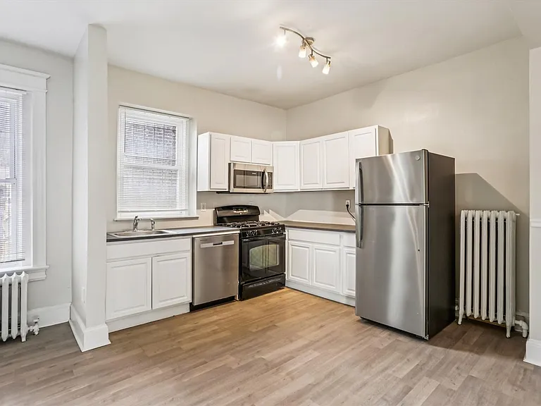 150 Seaton Pl NW — Photo 5