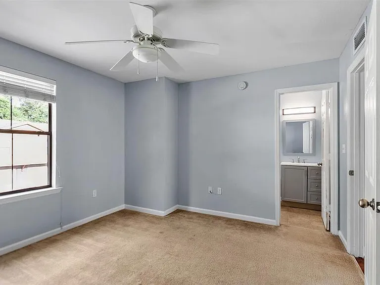 2307 Timber Oaks Ln — Photo 31