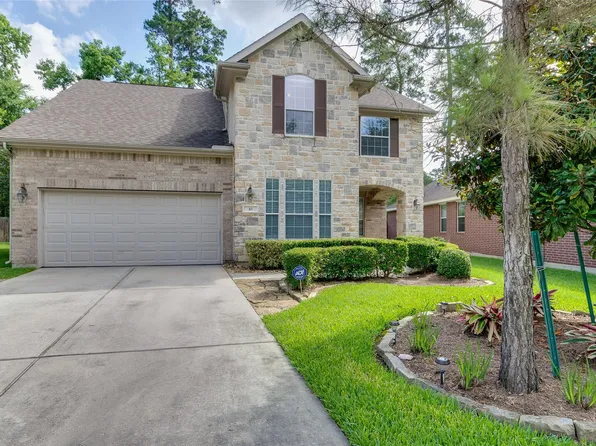 10 Caelin Ct, The Woodlands, TX 77382