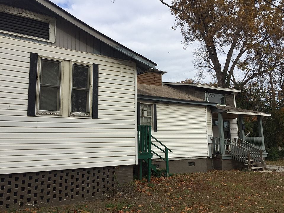2nd image of 1419 E Muller Ave