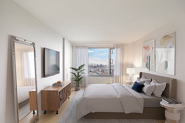 1st image of 1295 5th Ave APT 10E