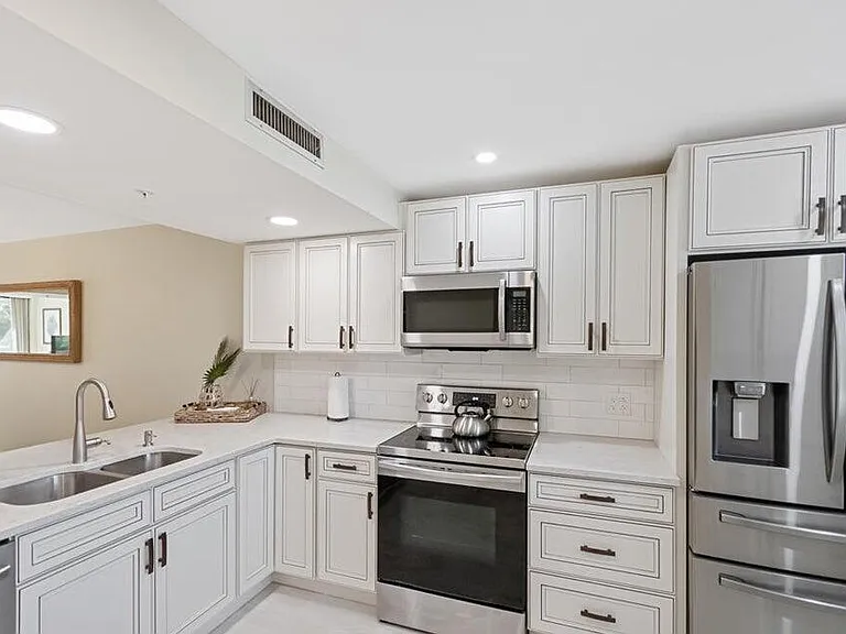 2101 Marina Isle Way #203 — Photo 5