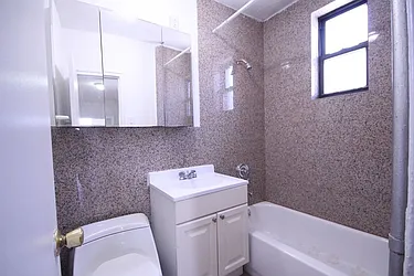 Rented by Dynamik Realty