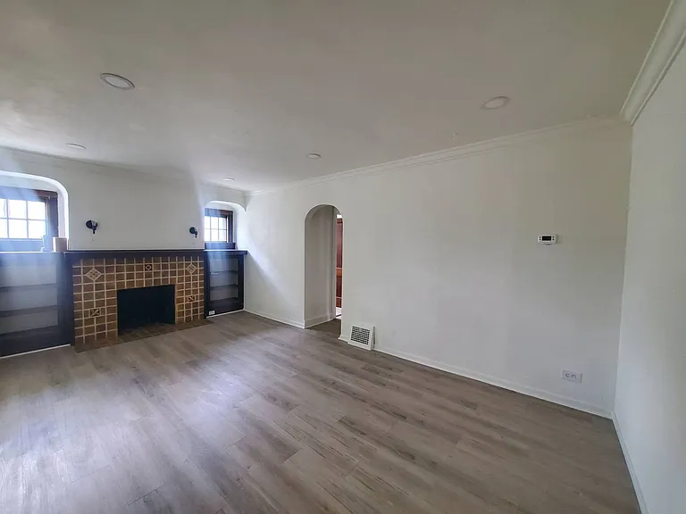 13407 Puritas Ave — Photo 4