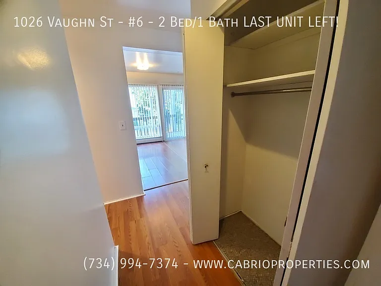 1026 Vaughn St — Photo 8