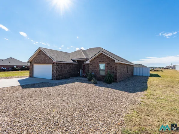 140 Crest Point Dr, Portales, NM 88130