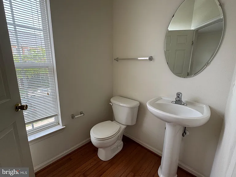 16410 Steerage Cir — Photo 11
