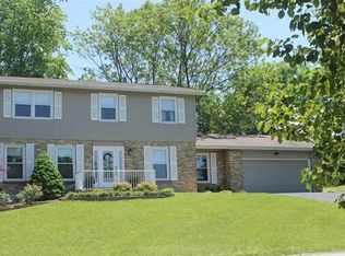 554 Spragues Mill Ct, Ballwin, MO