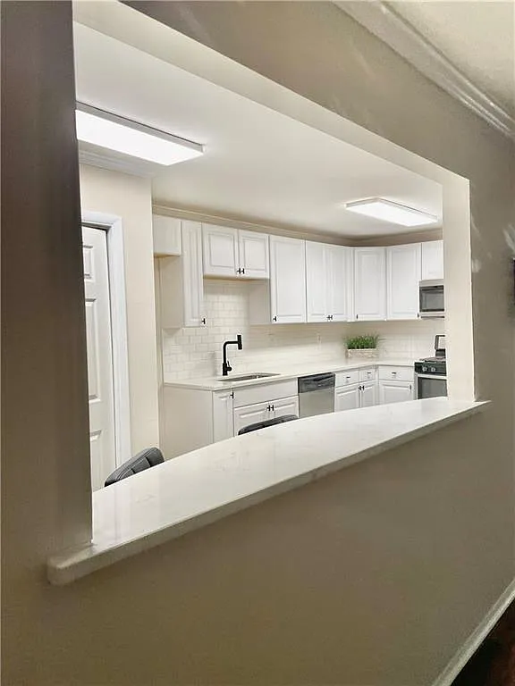 2 bed, 1180 sqft, $1,625 — Photo 4