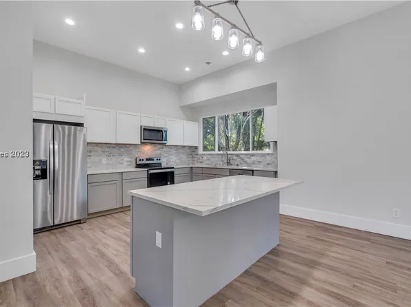 264 Palmetto Ave W, Varnville, SC 29944