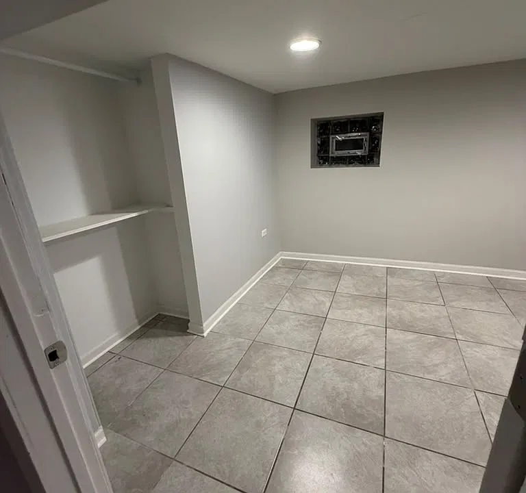 831 N Keystone Ave #1
