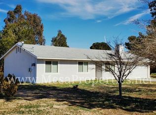 20910 Wren Rd, Apple Valley, CA 92308