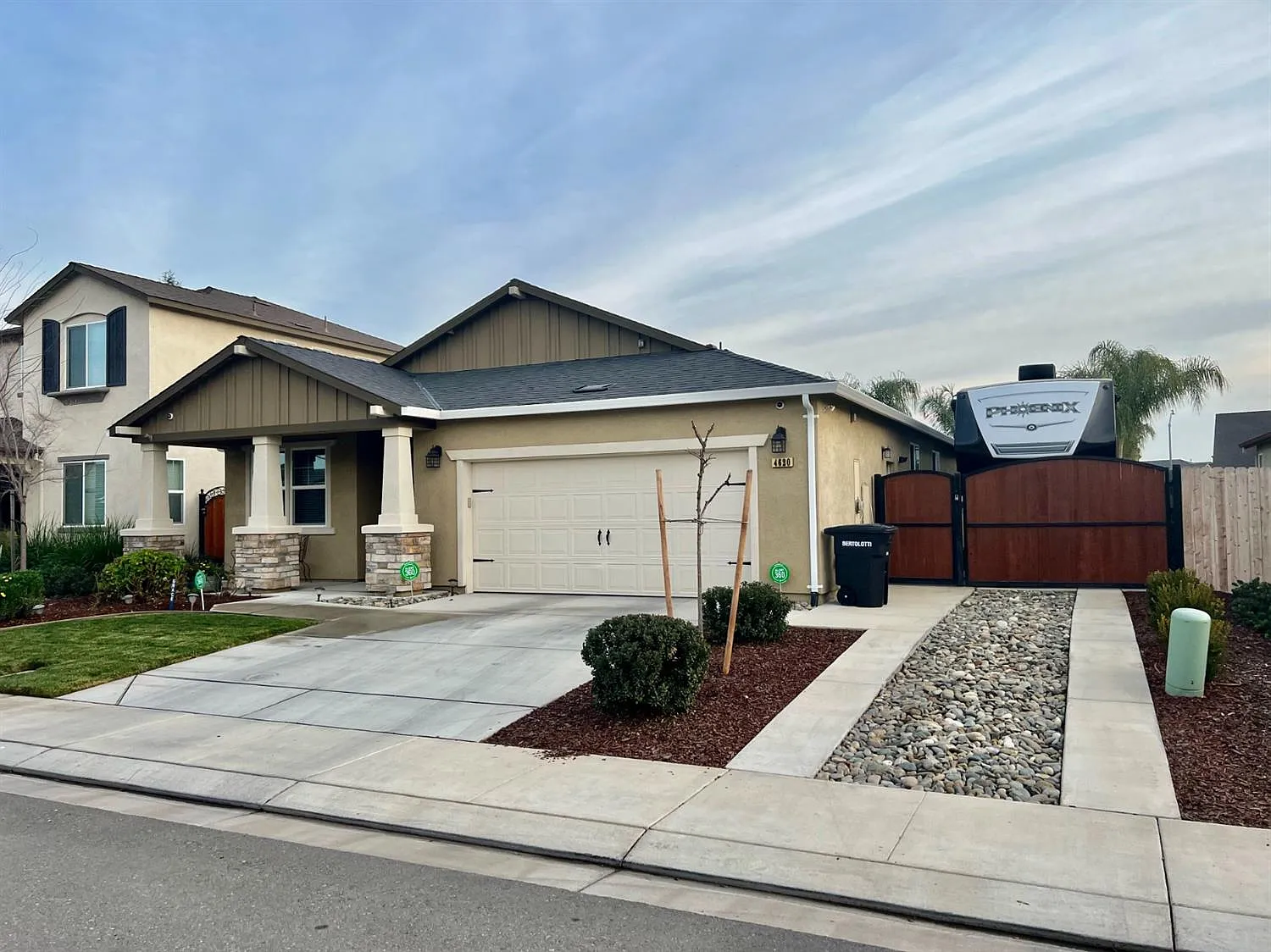 4620 Priscilla Ave photo 1