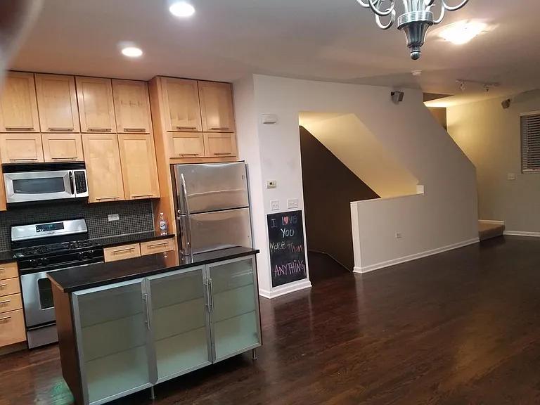 3214 N Kilbourn Ave #14 — Photo 14
