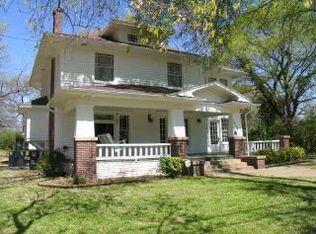 1206 W Main St, Waxahachie, TX 75165