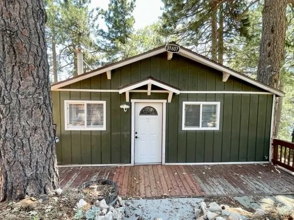 31607 Inspiration Dr, Running Springs, CA 92382