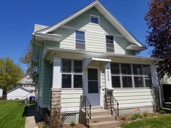 1225 6th St E, Saint Paul, MN 55106