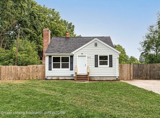914 Ferley St, Lansing, MI 48911