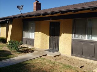 318 E Thornton Ave, Hemet, CA 92543