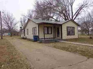 304 W Chestnut Ave, Duncan, OK 73533