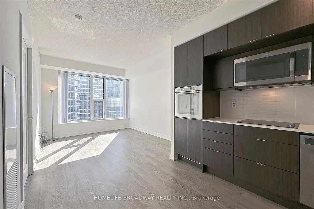 10 York St #1BDR-13THFL photo 1