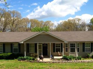 1512 Hugh Hunter Rd, Oak Grove, KY 42262
