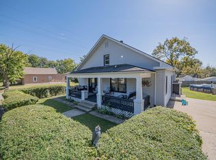 923 Emerson St, Moberly, MO 65270