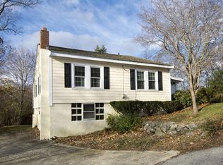 112 Nokomis Rd, Hingham, MA 02043