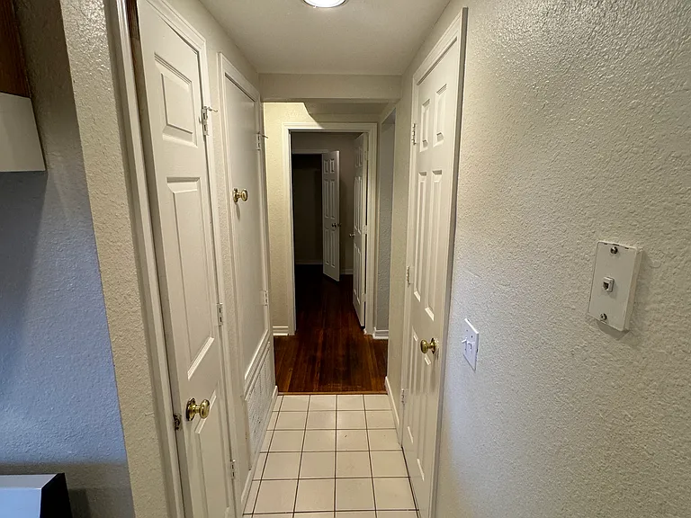 1224 S Frankfort Ave #4 — Photo 20