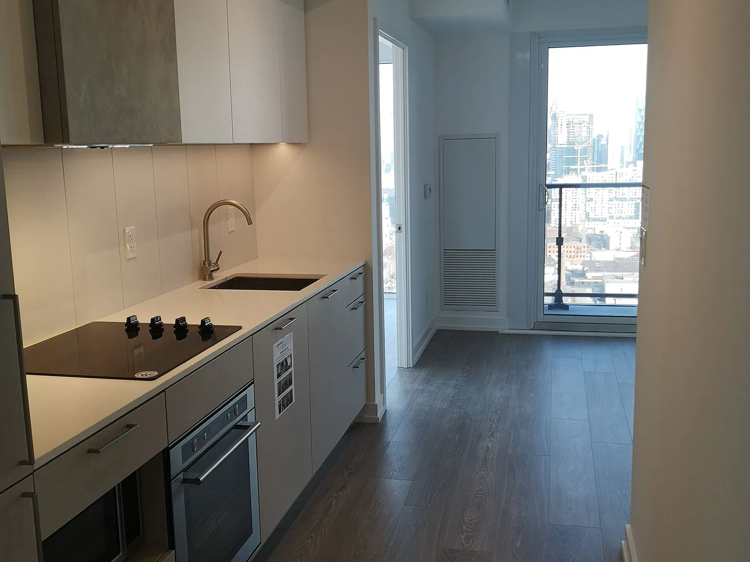 2 bed, $2,760 — Photo 4