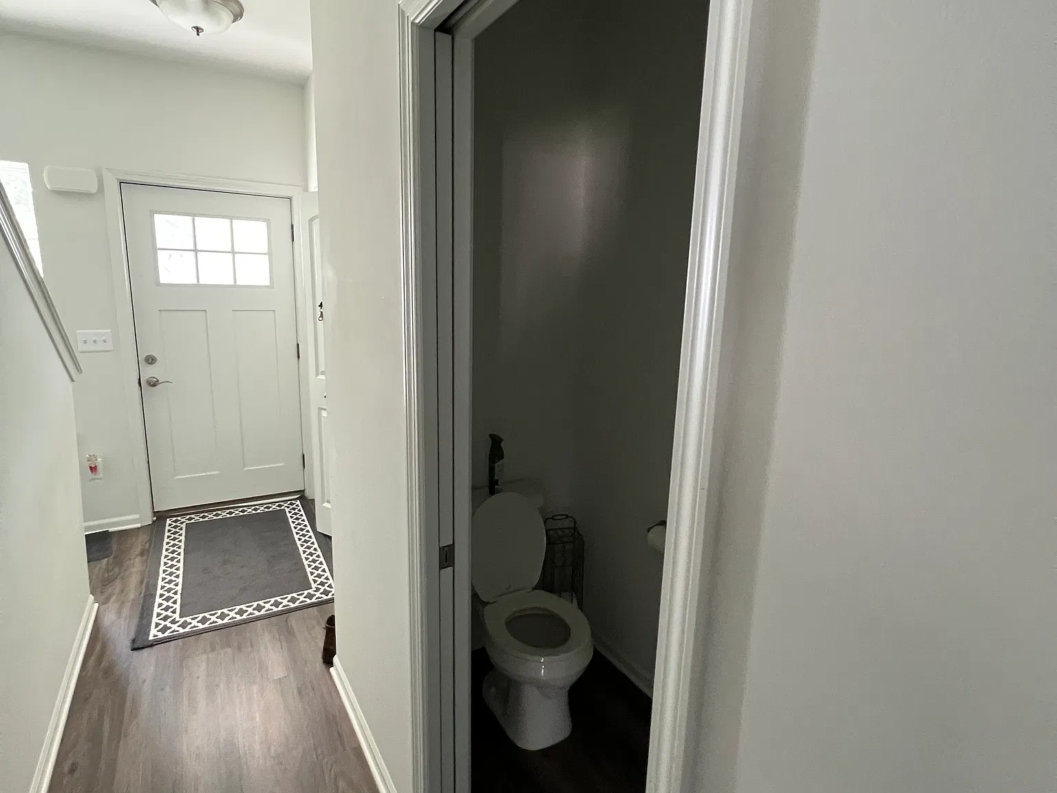 3 bed, 2.5 bath, 1700 sqft, $800 — Photo 3