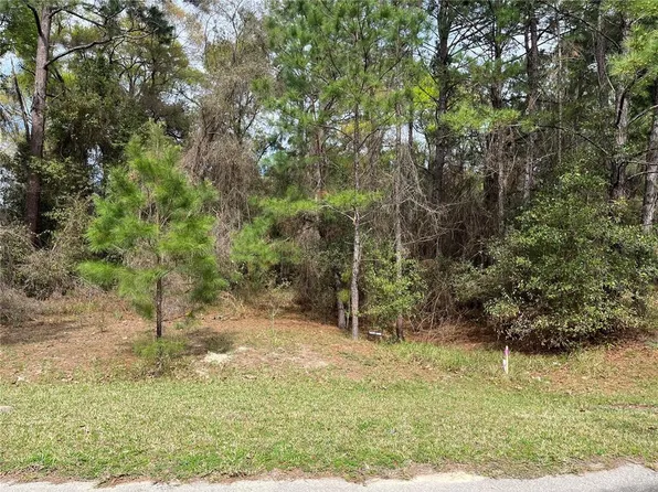 112 Paran Dr #18, Melrose, FL 32666