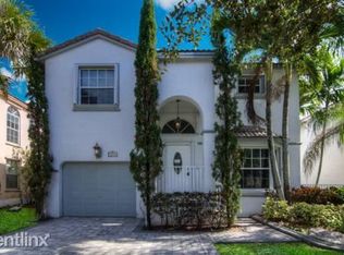 367 NW 152nd Ave, Pembroke Pines, FL 33028