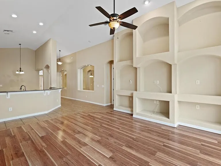 27211 Fern Glade Ct — Photo 9