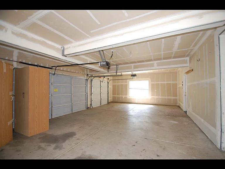 5524 W Bluff Ave — Photo 11