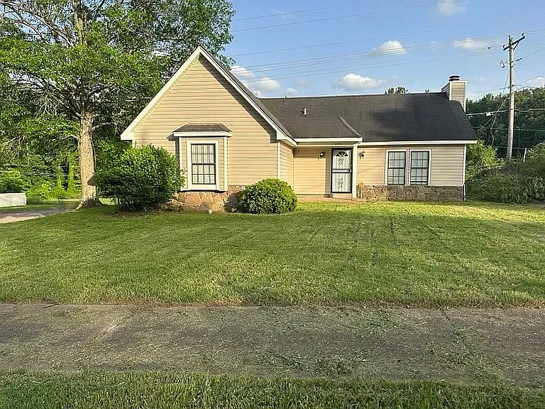4891 Summitridge Dr — Photo 1