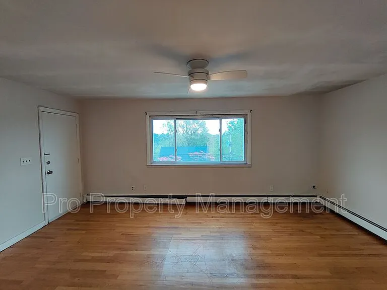 135 Hillcrest Rd #2 — Photo 6