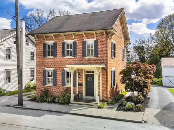 116 E Main St, Strasburg, PA 17579