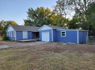 2102 W 2nd Ave, Corsicana, TX 75110