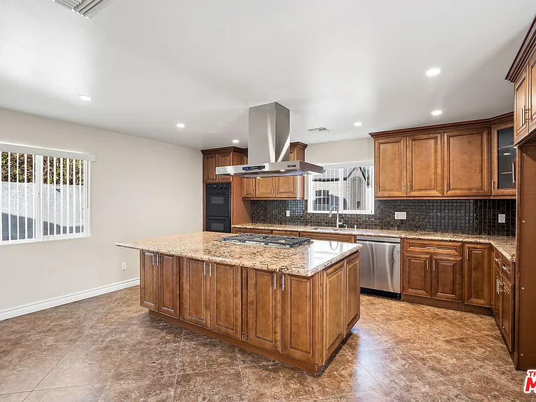 29403 Trailway Ln — Photo 15