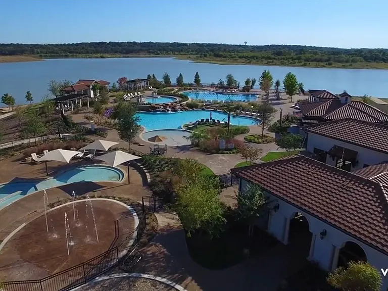 700 Prairie Falcon Dr — Photo 10