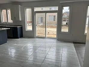 28 McLean Ave — Photo 8