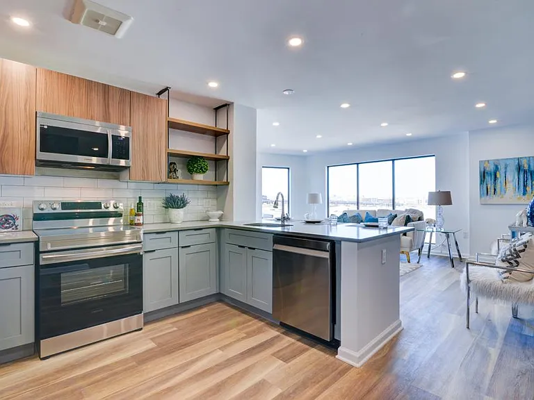 554 Market St #VAR9 — Photo 5