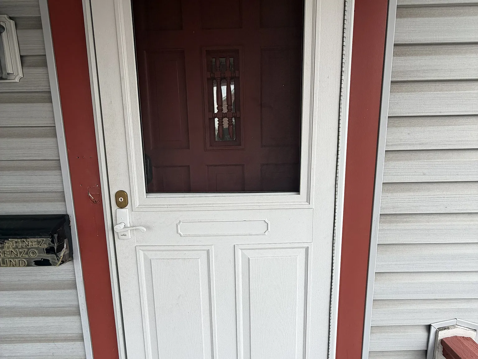 4 bed, 1400 sqft, $2,100 — Photo 2